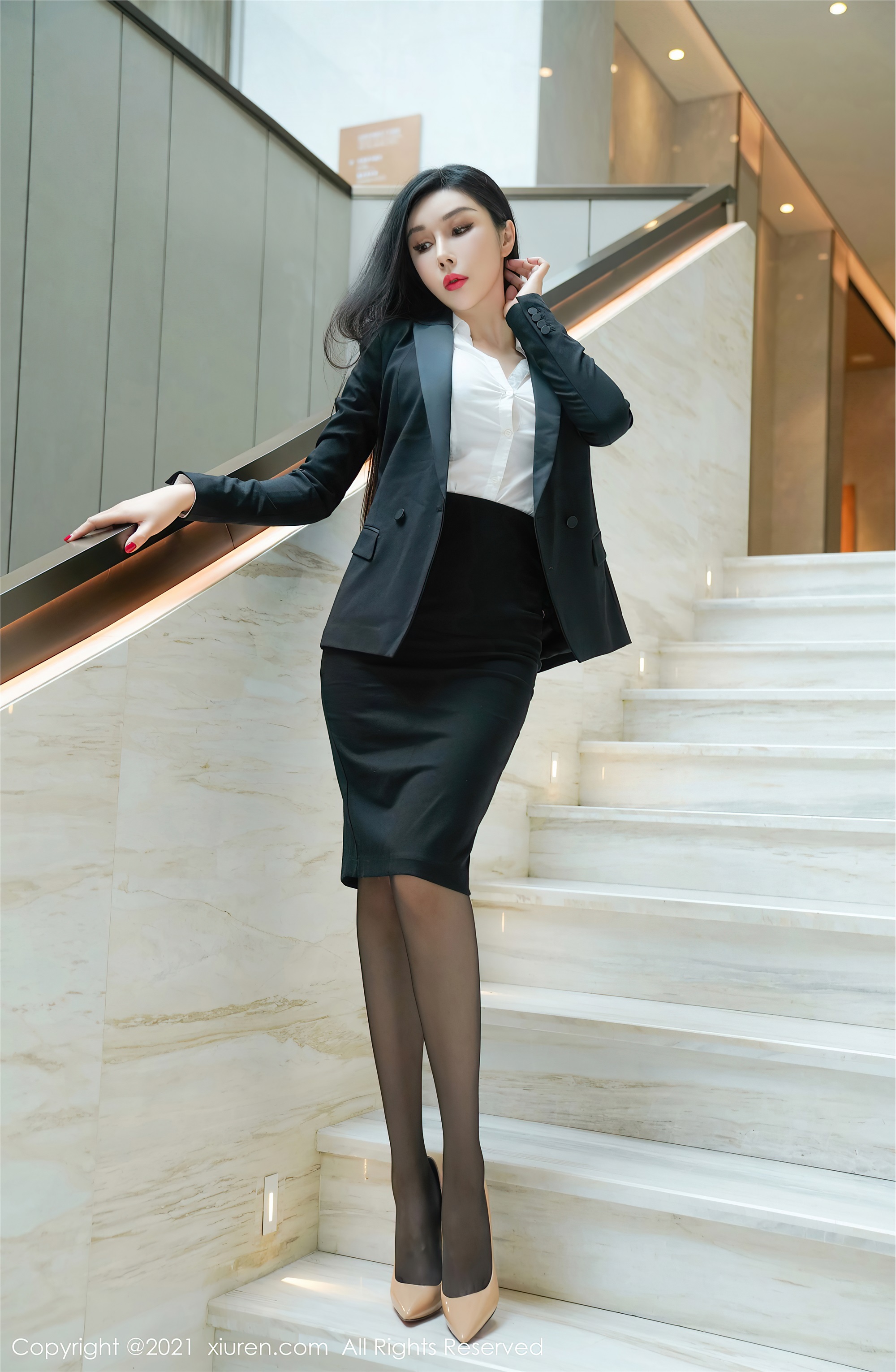 XIUREN秀人网 2021.07.15 No.3672 田冰冰